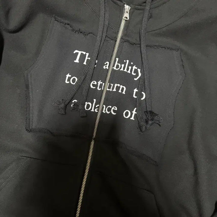 [BUNJANG] Resurrection13 Patchwork Two-Way Zip-Up Hoodie Black / 레저렉션13 패치워크 투웨이 집업 후드 블랙