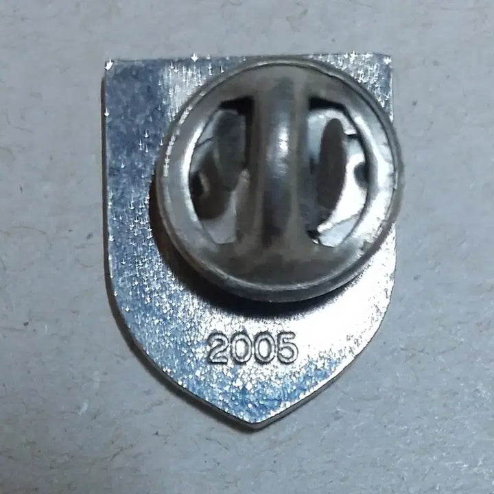 [BUNJANG] Korea University 100th Anniversary Commemorative Badge / 고려대학교 개교 100주년 기념 뱃지 팝니다