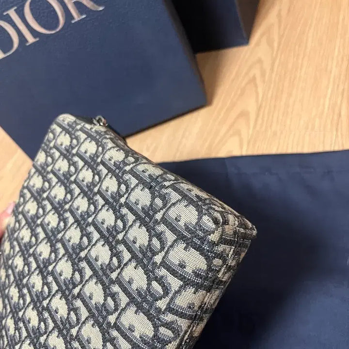 [BUNJANG] Dior Oblique A4 Clutch / [ 실착 3회, S급 ] 디올 A4 오블리크 클러치