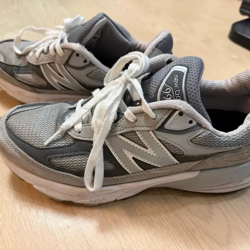 [BUNJANG] New Balance 990 V6 Gray Sneakers / (정품) 뉴발란스 990 V6 270 그레이