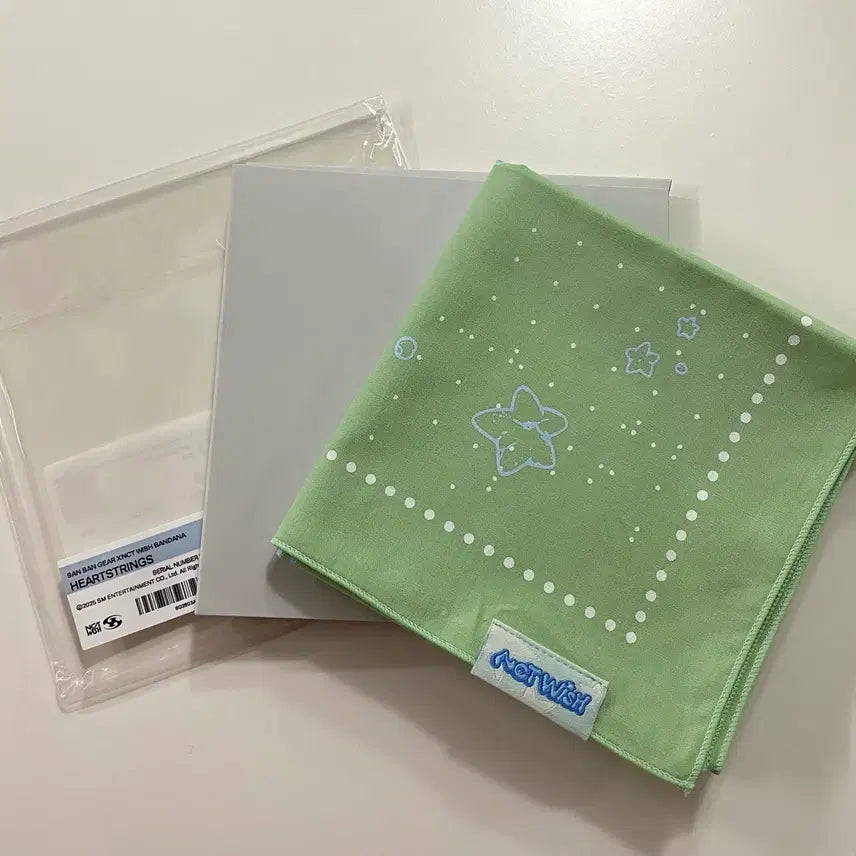 [BUNJANG] NCT WISH SANSAN GEAR WISH GEAR Green Bandana / [당일발송] 엔시티 위시 산산기어 위시기어 그린 반다나