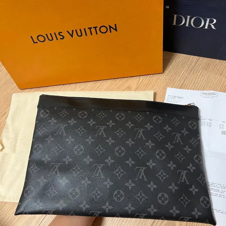 [BUNJANG] Louis Vuitton Eclipse Apollo Clutch / [ 영수증 보유, A+ ] 루이비통 이클립스 아폴로 클러치