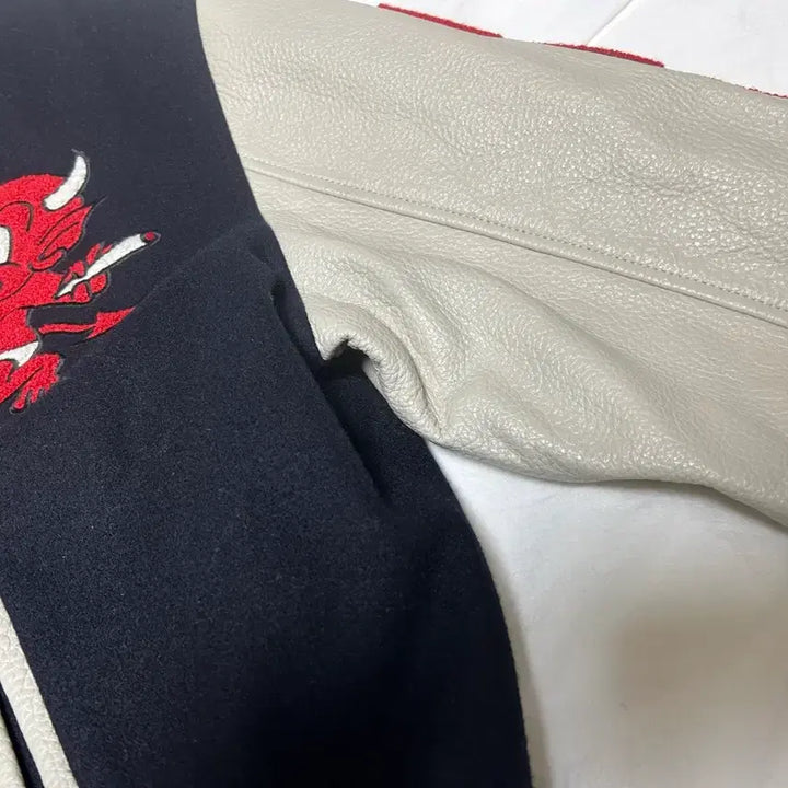 [BUNJANG] Palace Fallen Angel Varsity Jacket 23SS - Size L / 팔라스 폴른 엔젤 바시티 23ss / L사이즈