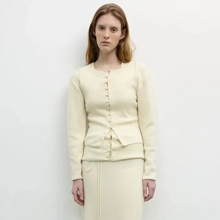 [BUNJANG] LE SSERAFIM 917 Button Down Cardigan [36] / (미착용) 르917 button down cardigan [36]