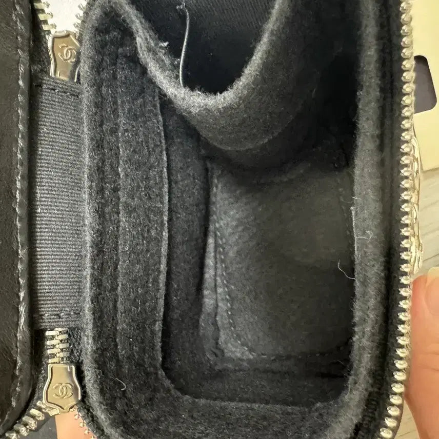 [BUNJANG] Chanel Coco Chain Vanity Bag / 샤넬 블랙 캐비어 코코체인 베니티