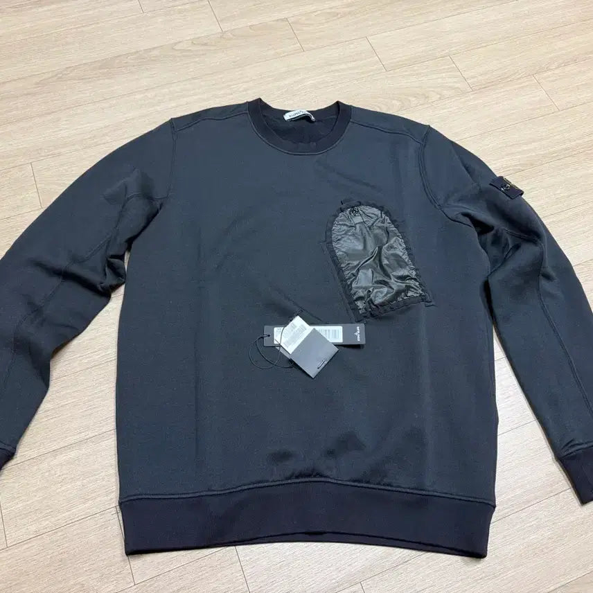 [BUNJANG] Stone Island Lamy Flocked Pocket Men&
