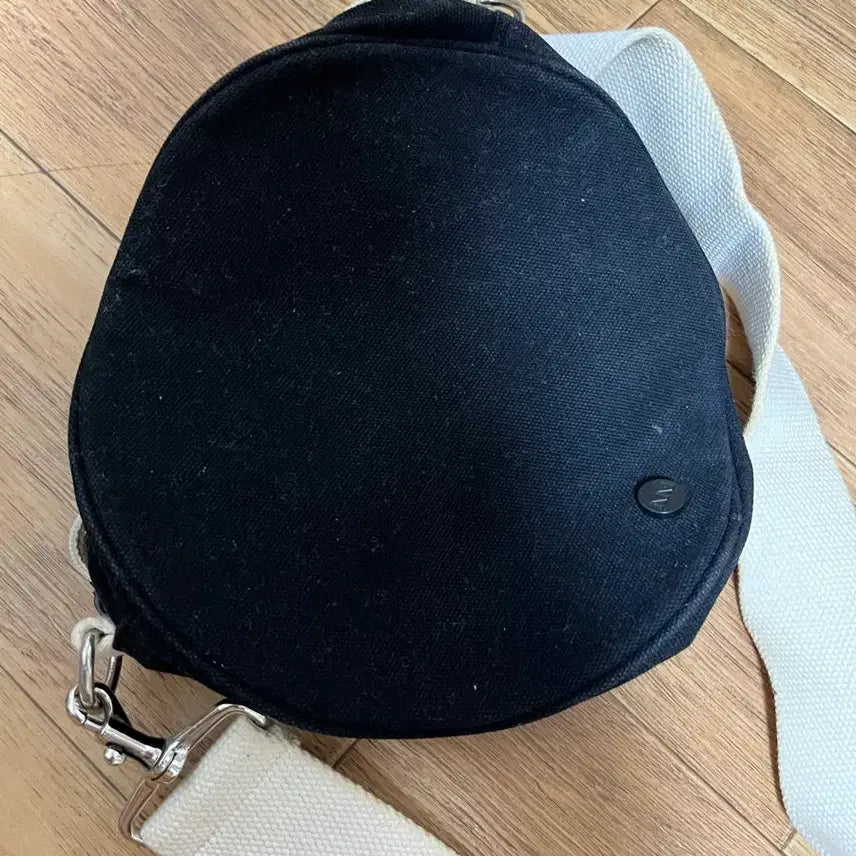 [BUNJANG] Double Nang Circular Crossbody Bag / 더블낭 원형 크로스백