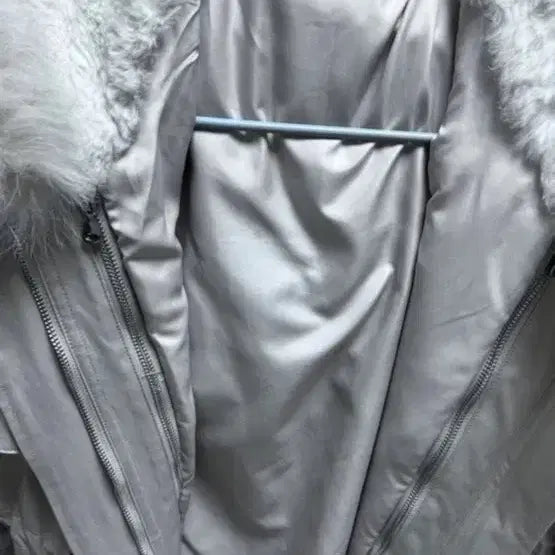 [BUNJANG] Cream Rabbit Fur Trench Padded Coat / 크림색 토끼털 트렌치 패딩