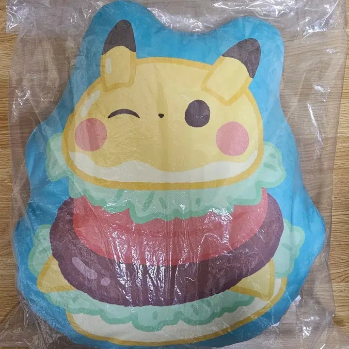 [BUNJANG] Pokemon Ichiban Kuji D Prize Pikachu Hamburger Cushion Plush / 포켓몬 제일복권 D상 피카츄 햄버거 쿠션 인형
