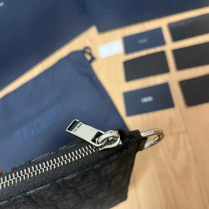 [BUNJANG] Dior Oblique A5 Clutch / [ 새상품급, 실착 3회 ] 디올 오블리크 A5 클러치