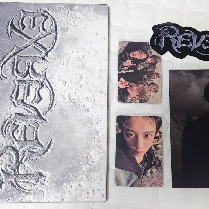 [BUNJANG] EXO Reverse Tribute Gift Photobook / [반택포] 엑소 리버스 포토북