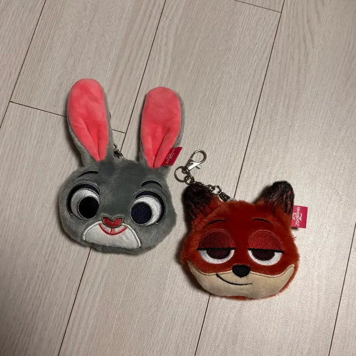[BUNJANG] Cetaphil Zootopia Nick &amp; Judy Mirror Keyring Set / 세타필 주토피아 거울키링 닉 주디 세트