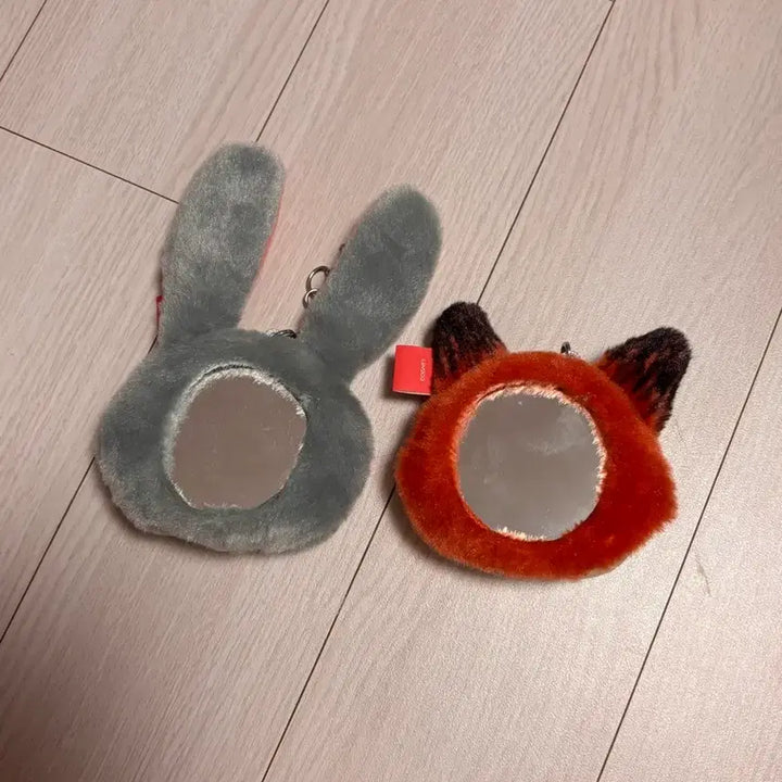 [BUNJANG] Cetaphil Zootopia Nick &amp; Judy Mirror Keyring Set / 세타필 주토피아 거울키링 닉 주디 세트