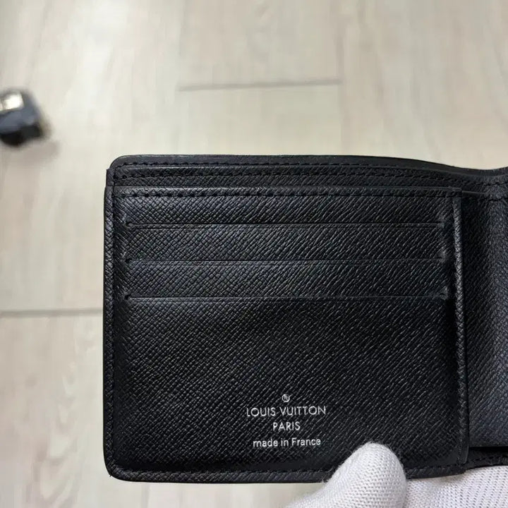 [BUNJANG] Louis Vuitton Eclipse Multiple Wallet M61695 / 정품,풀박스 루이비통 이클립스 멀티플 반지갑 M61695