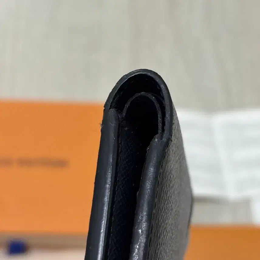 [BUNJANG] Louis Vuitton Eclipse Multiple Wallet M61695 / 정품,풀박스 루이비통 이클립스 멀티플 반지갑 M61695