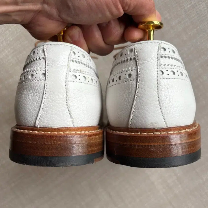 [SOLD OUT] [UK7] Berwick 4794 화이트 그레인 브로그 윙팁
