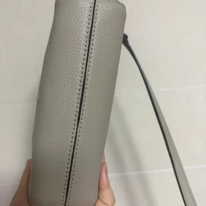 [BUNJANG] Oryany Crossbody Bag / 오야니 크로스백