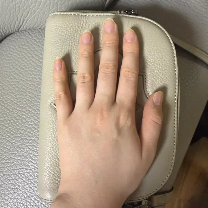 [BUNJANG] Oryany Crossbody Bag / 오야니 크로스백