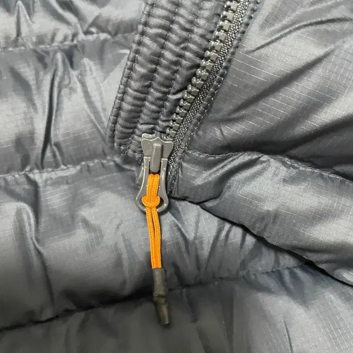 [BUNJANG] Rab L Dark Navy Padded Jacket / (새상품) Rab 패딩 L