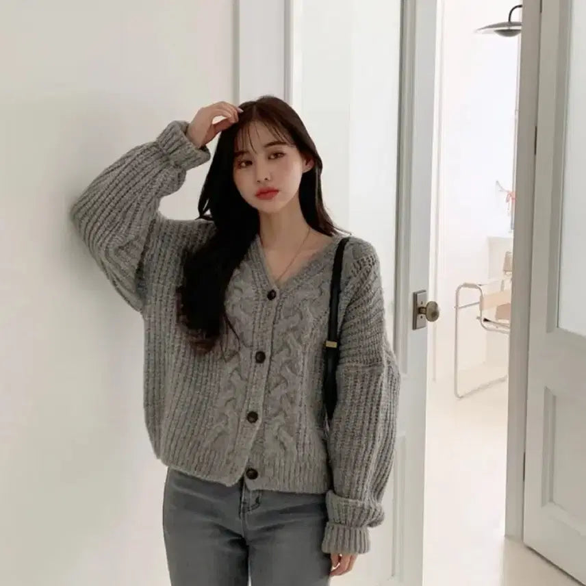 [BUNJANG] Wool Crop Gray Knit Cardigan / 도톰 울 크롭 그레이 니트 가디건