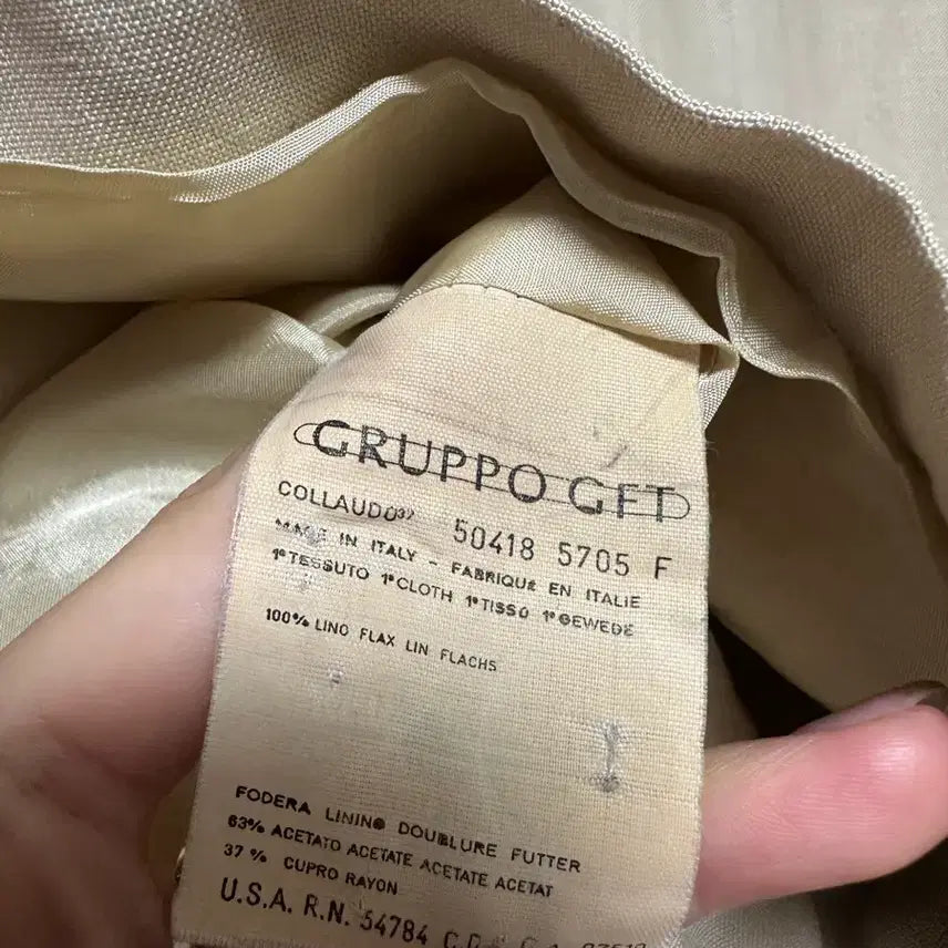 [SOLD OUT] 발렌티노 빈티지 논카라 린넨 크롭 자켓