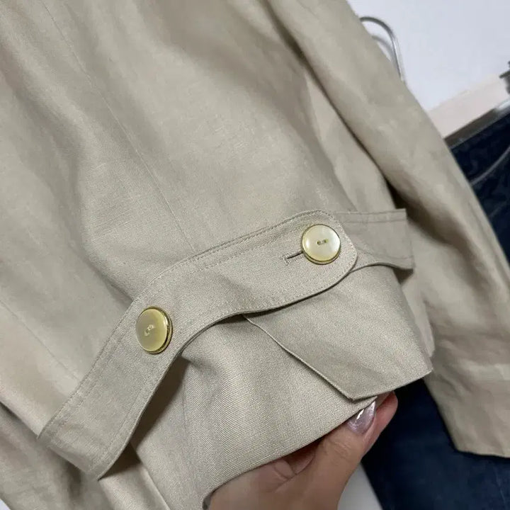 [SOLD OUT] 발렌티노 빈티지 논카라 린넨 크롭 자켓