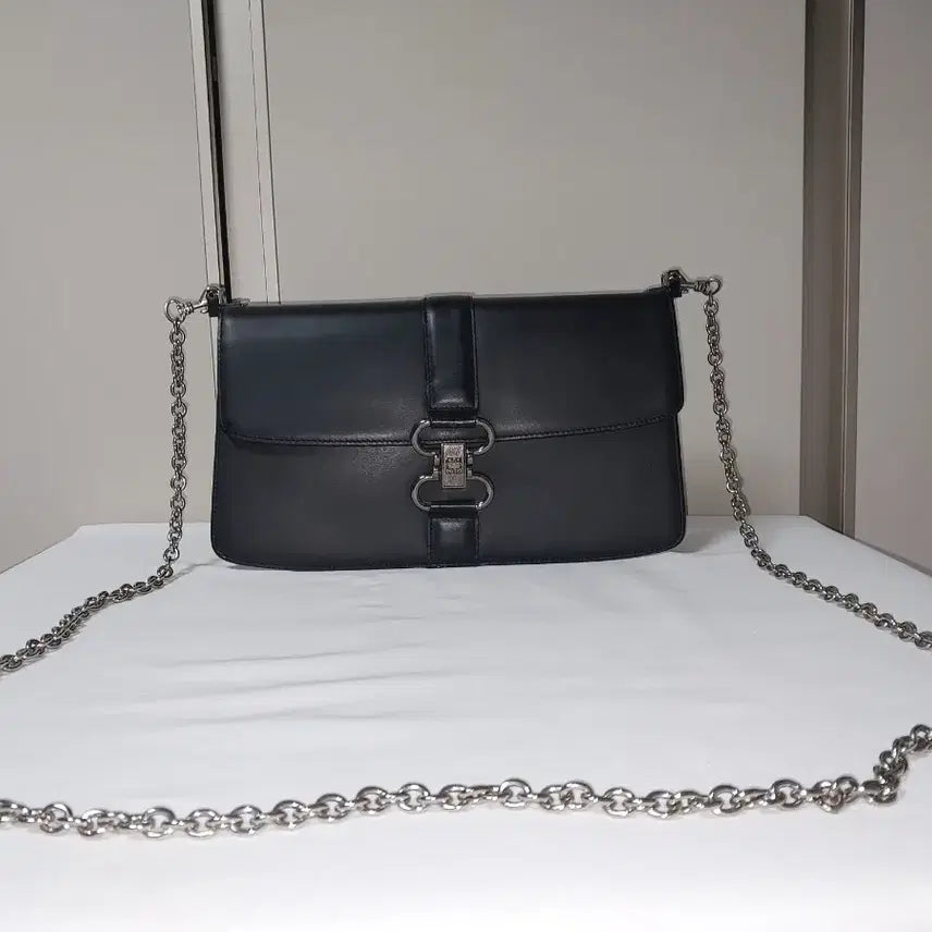 [BUNJANG] Paco Rabanne 00s Black Chain Bag / 파코라반 00s 블랙 체인백