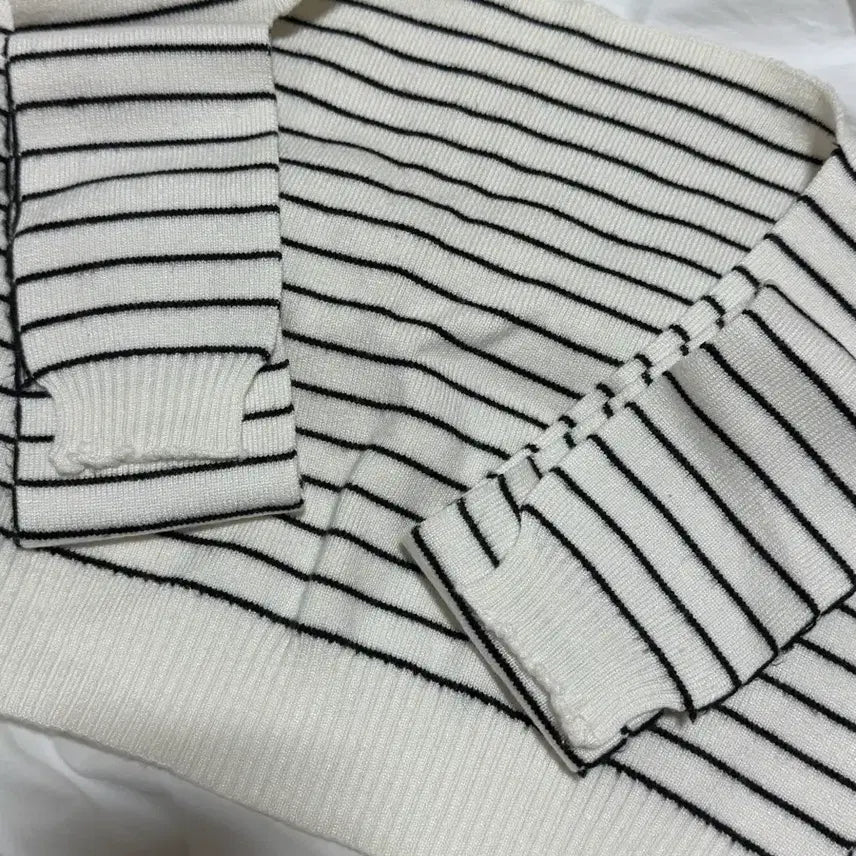 [BUNJANG] Layered Shoulder Shawl Cardigan / 레이어드 어깨 숄 가디건 판매