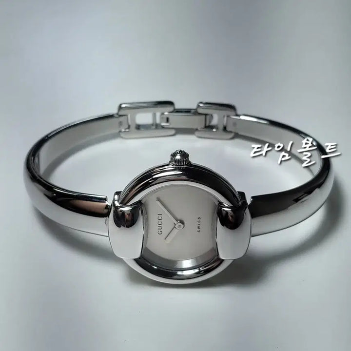 [BUNJANG] Gucci 1400L Silver Bangle Watch / (전시급) 정품 구찌시계 1400L 실버 심플주얼리