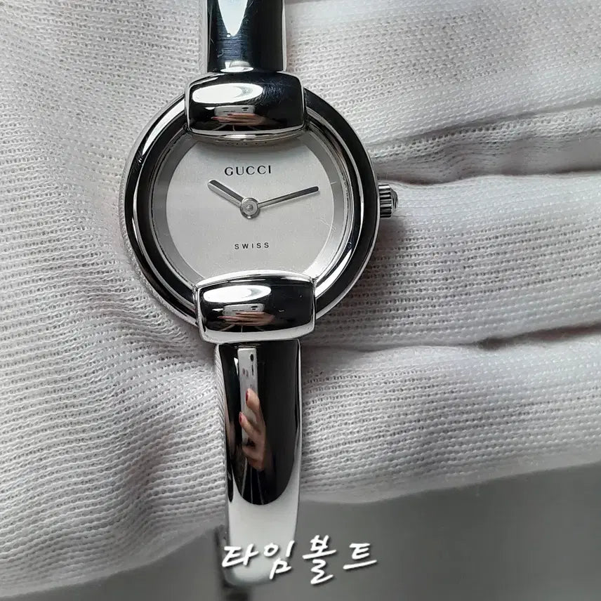 [BUNJANG] Gucci 1400L Silver Bangle Watch / (전시급) 정품 구찌시계 1400L 실버 심플주얼리