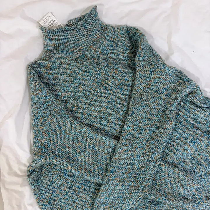 [BUNJANG] Hangul Forest Turtleneck Knit Sweater / 한글숲 손아트 목폴라 니트
