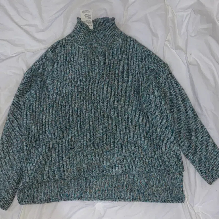 [BUNJANG] Hangul Forest Turtleneck Knit Sweater / 한글숲 손아트 목폴라 니트