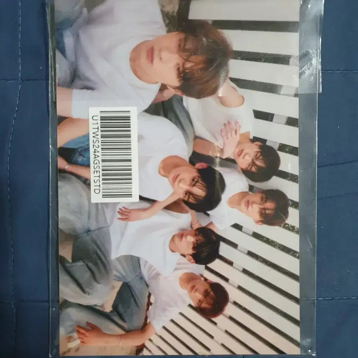 [SOLD OUT] 투어스 미개봉앨범 2종과 위버스샵 특전들