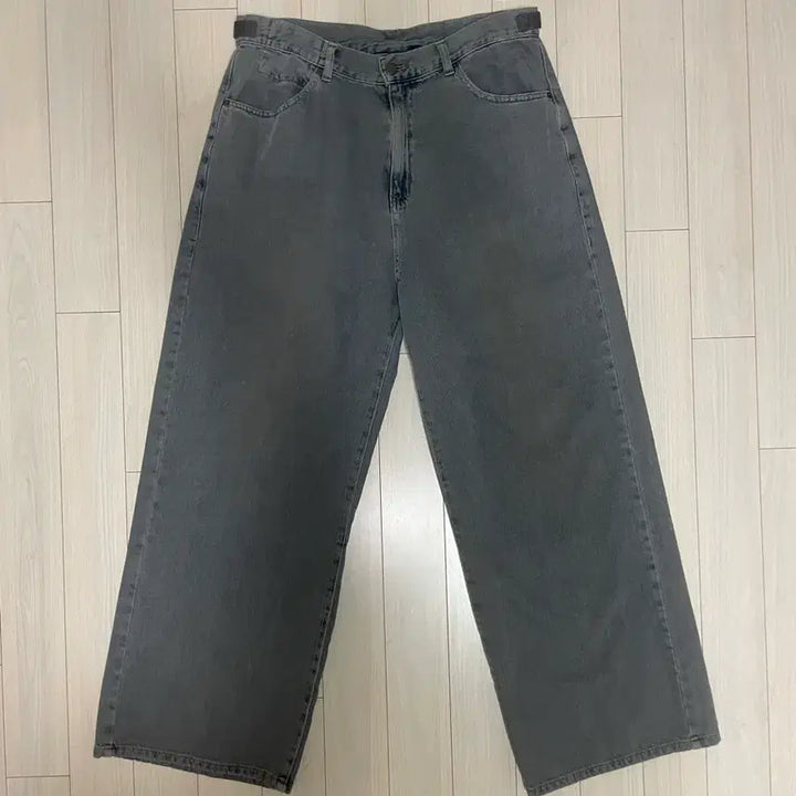 [SOLD OUT] (4) 폴리테루 고시마 데님 팬츠 블리치드 그레이/polyteru