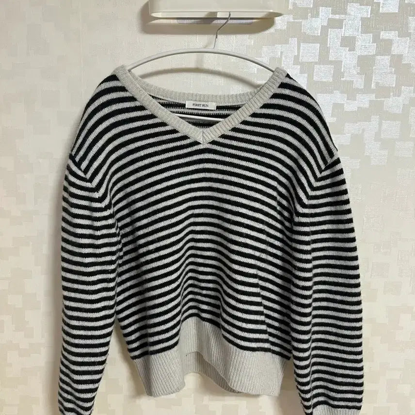 [BUNJANG] Striped Wool Knit Sweater / 스트라이프 울니트