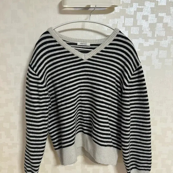 [BUNJANG] Striped Wool Knit Sweater / 스트라이프 울니트
