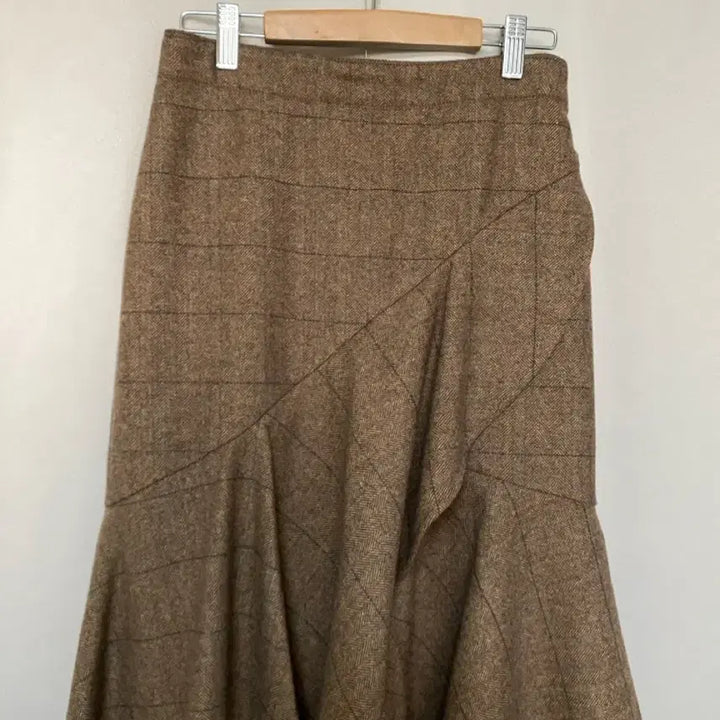 [BUNJANG] System Herringbone Check Ruffle Long Skirt / 시스템  헤링본 체크 러플 롱 스커트