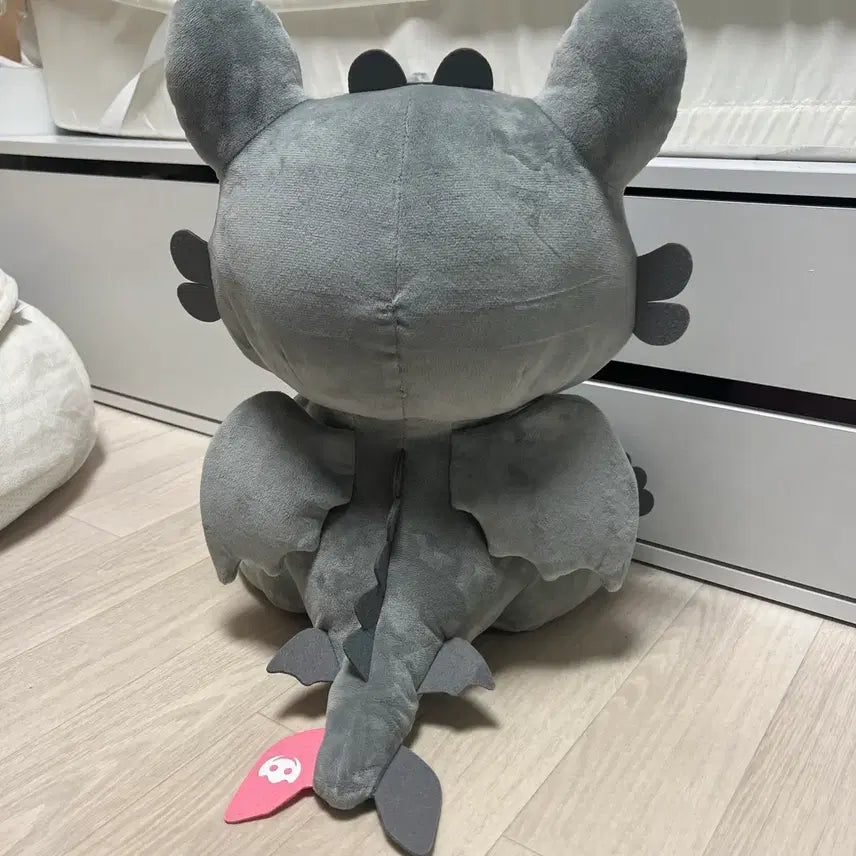 [BUNJANG] How to Train Your Dragon Toothless 45cm Gray Plush Toy / 드래곤길들이기 투슬리스 45cm 그레이 대형 인형
