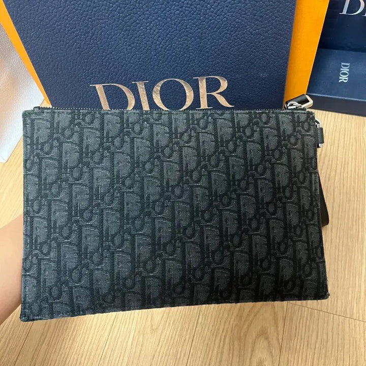 [BUNJANG] Dior Oblique A5 Clutch / [ S급, 영수증사진보유 ] 디올 오블리크 a5 클러치