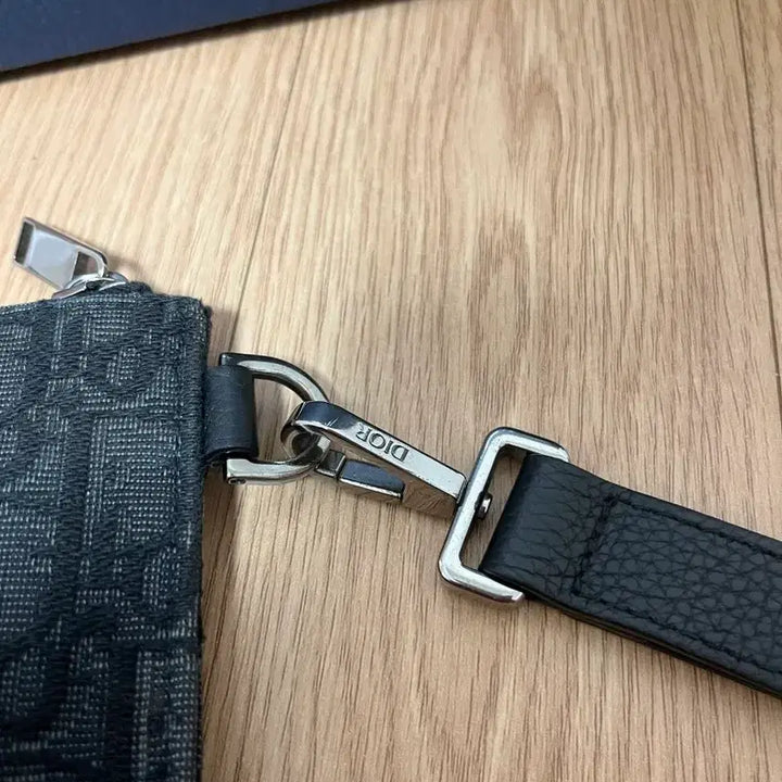 [BUNJANG] Dior Oblique A5 Clutch / [ S급, 영수증사진보유 ] 디올 오블리크 a5 클러치