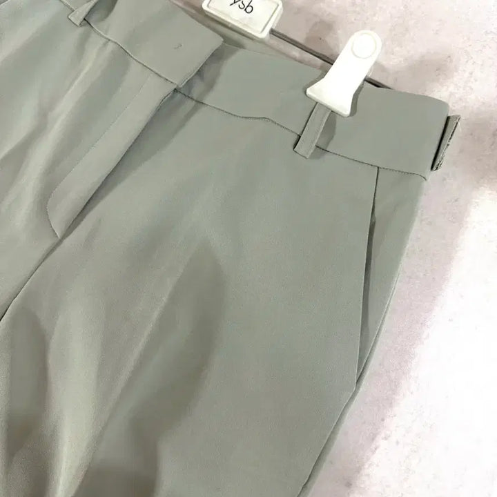 [BUNJANG] Olive Green Slacks M Size / 5/26까지 올리브색 슬랙스