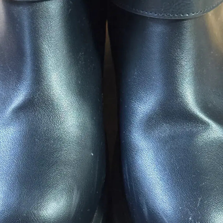 [BUNJANG] Aszune Maya Midi Buckle Boots Black 250 / 애즈온 마야 미디 버클 부츠 블랙 250