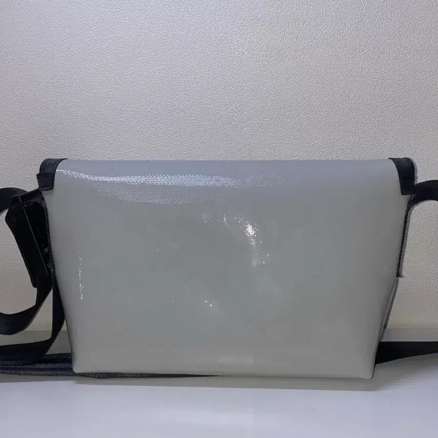 [BUNJANG] Freitag Hawaii Five-O Shoulder Bag / 프라이탁 하와이파이브오