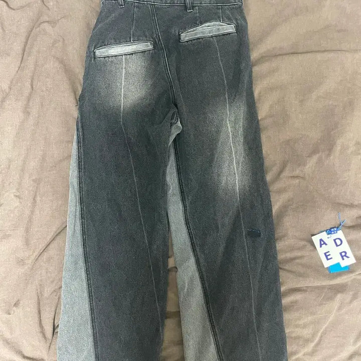 [BUNJANG] ADER ERROR Twister Denim Jeans Black A1 / [A1] 아더에러 트위스터 데님 진스 블랙 색상 중고품