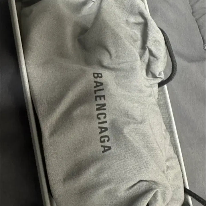 [BUNJANG] Balenciaga Card Holder / 발렌시아가 키링 카드지갑