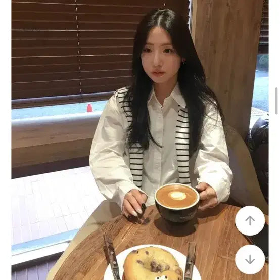 [BUNJANG] Dear by Me Striped Knit Layered Shirt Set / [새상품] 에이블리 디어바이미 셔츠 + 줄무늬 니트 세트