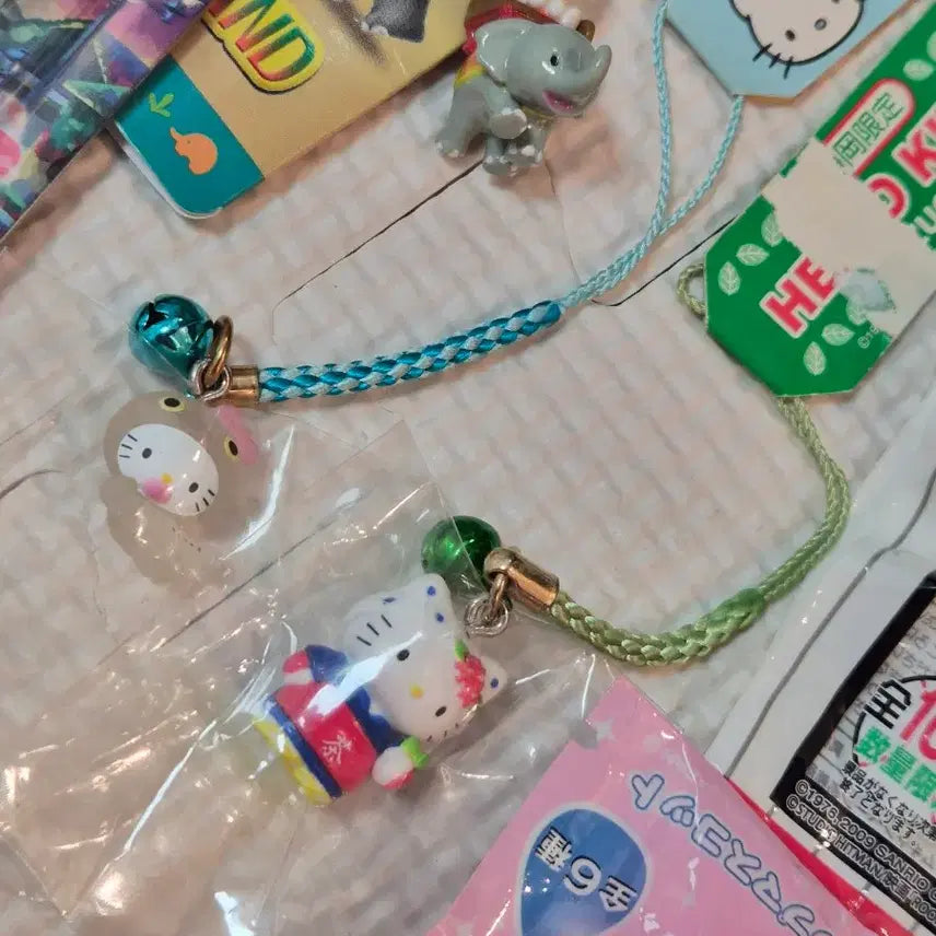 [BUNJANG] Sanrio Baby Eel Moomoo Kitty Classic Kitty Strap / 아기뱀장어 무키티 고전키티 스트랩