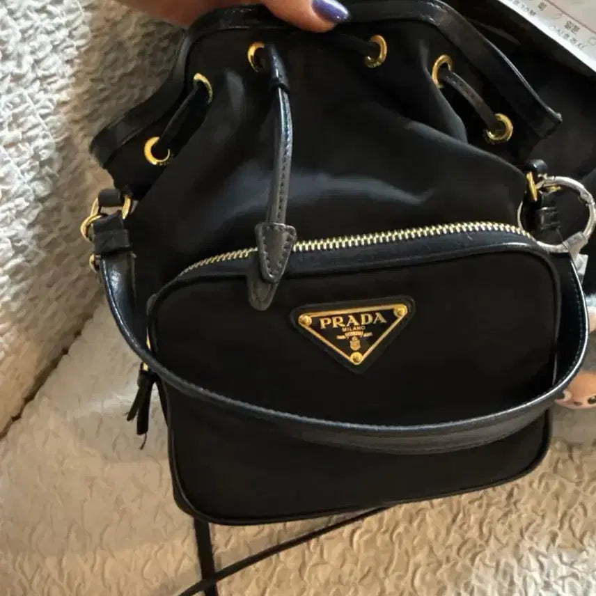 [BUNJANG] Prada Nylon Bucket Bag / 프라다 금장 나일론 버킷백(정품)