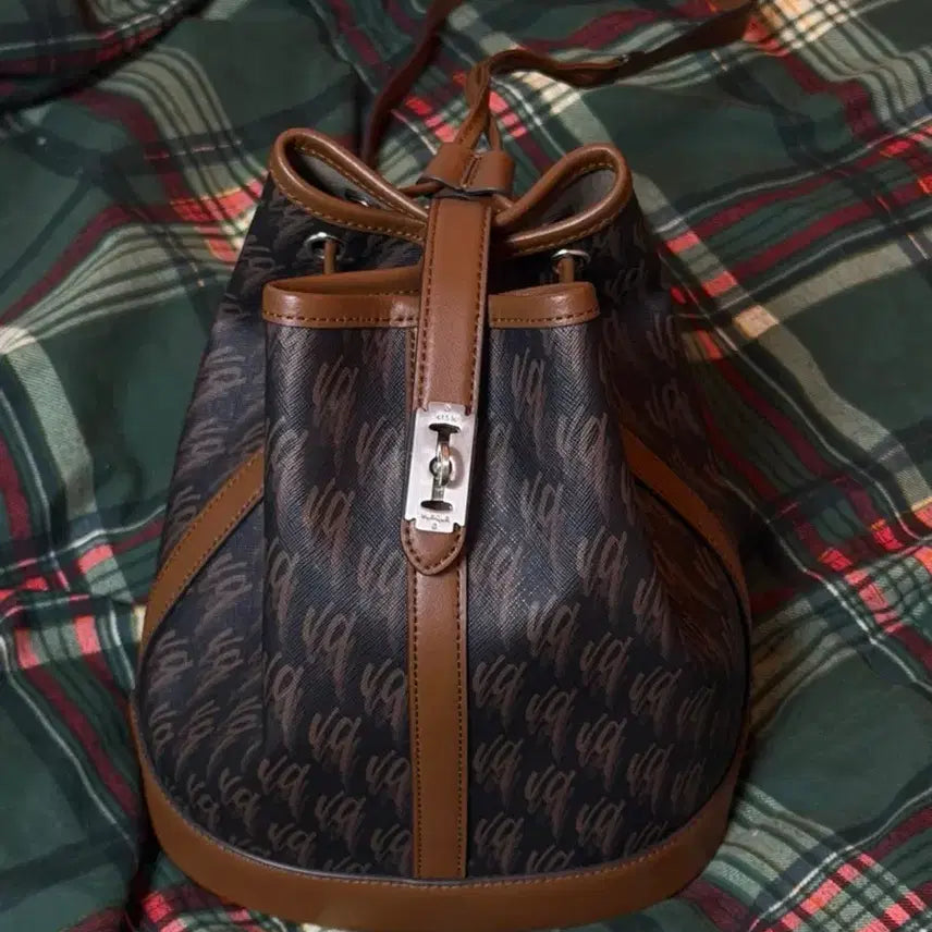 [BUNJANG] Vunque Toosee One Shoulder S Brown / 분크 Toosee One Shoulder S 브라운