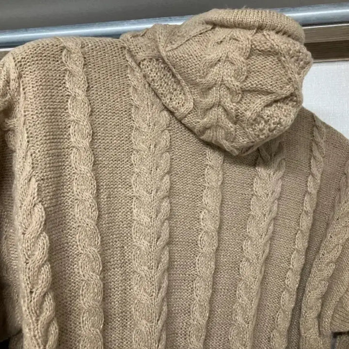 [BUNJANG] Beige Cable Knit Hooded Cardigan / 베이지 케이블 니트 후드 가디건